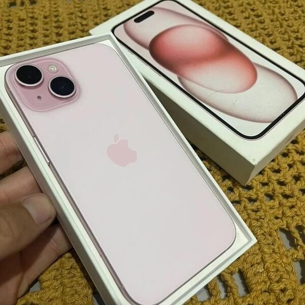 Apple iPhone 15 (128 GB) — Rosa
