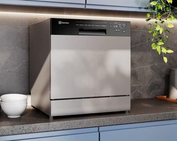 Electrolux Lava-Louça Electrolux 8 Serviços Branca com Programa Lava & Seca 50 min (LB08E) 127V