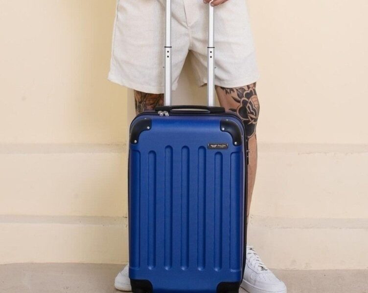 Mala De Viagem Bordo Mão Pequena 10kg Abs Cadeado 360