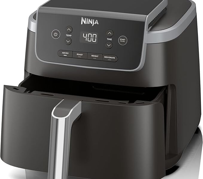 Ninja AF141 Air Fryer Pro 4 em 1 com capacidade de 5 QT, fritar ao ar, assar, reaquecer, desidratar, tecnologia Air Crisp com 400F para resultados quentes e crocantes em apenas alguns minutos, cesta