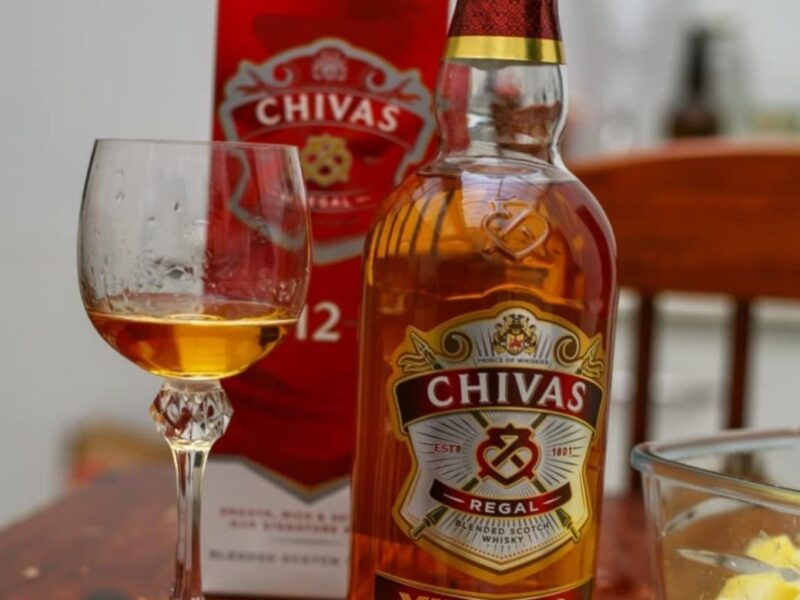 Whisky Chivas Regal 12 anos Blended Escocês – 750 ml