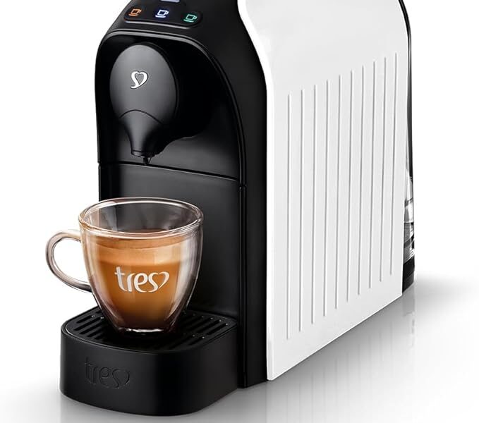 3 Corações TRES Cafeteira Espresso e Multibebida Passione Branca – 220V