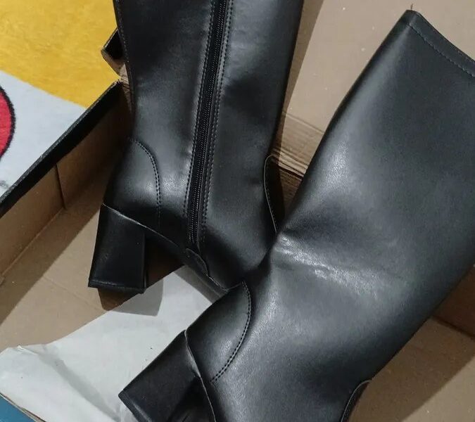 Bota Feminina Lumiss Salto Alto Cano Alto Bico Quadrado