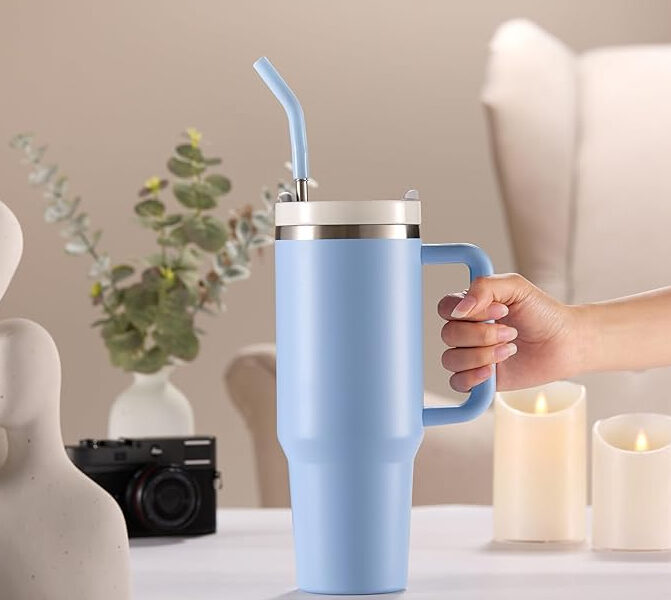 Copo Garrafa Térmica Grande Em Aço Inox Com Alça E Canudo Metal 1200ML