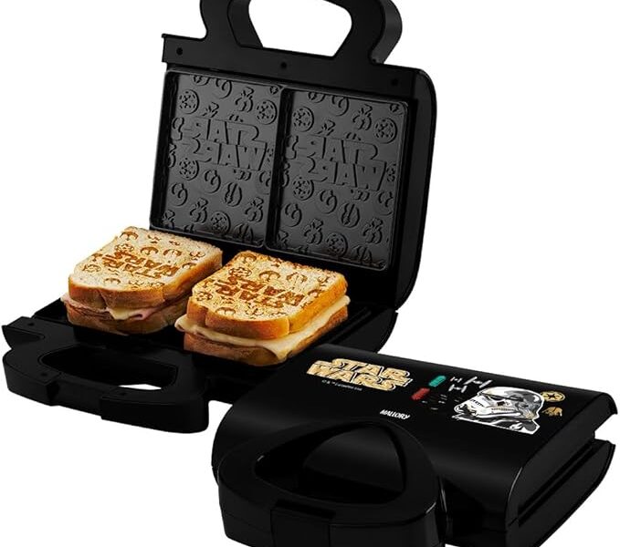 Sanduicheira Elétrica Mallory Star Wars Empire Plates – Superfície Antiaderente, Luzes LED, Alça com Toque Frio, Trava de Segurança – 127V