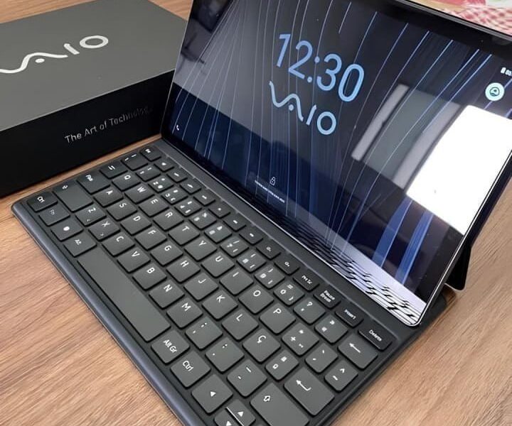 Tablet VAIO TL10 8GB 128GB Octa-Core, Tela 10.4” 2K, 4G WiFi, Câmera 8MP + Selfie 5MP, 7000mAh, Android 13, com Teclado de Conexão Inteligente – Preto