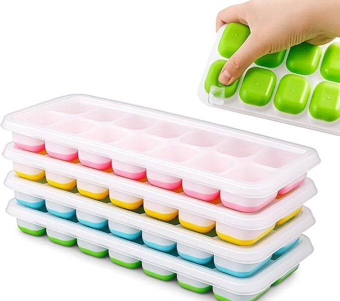 Kit 4 Formas Premium de Gelo com Tampa Silicone Flexível Multiuso Papinha Bebê Drinks Whisky Frutas Molhos Antiodor Livre BPA Freezer Desenforma Fácil Cozinha Organizada Reutilizável Durável