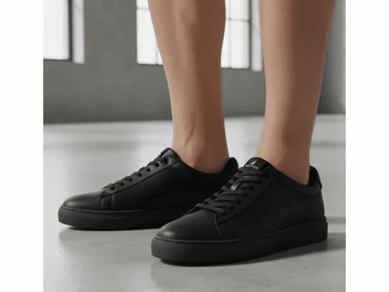 Sneaker Nautica Em Laminado, Sola De Borracha –