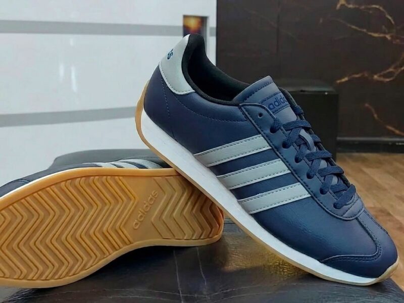Tênis Masculino Runvista Adidas –