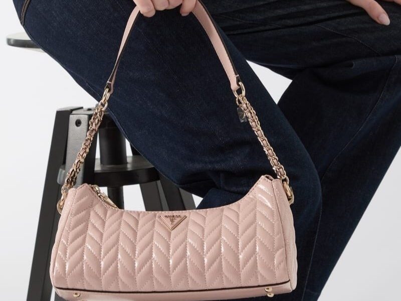 Bolsa de ombro Cheryl Shoulder Bag GUESSfeminino