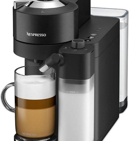 Cafeteira Espresso Nespresso Vertuo Lattissima Preta 220V
