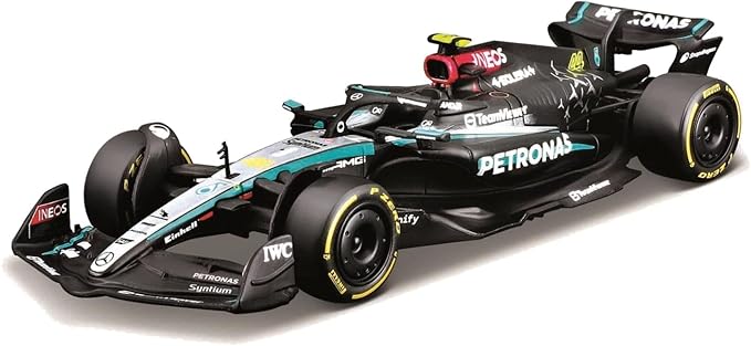 – Carro de Fórmula 1 compatível com Lewis Hamilton Mercedes-AMG F1 W15 E #44 British GP 2024 escala 1/43 Bburago 38208H