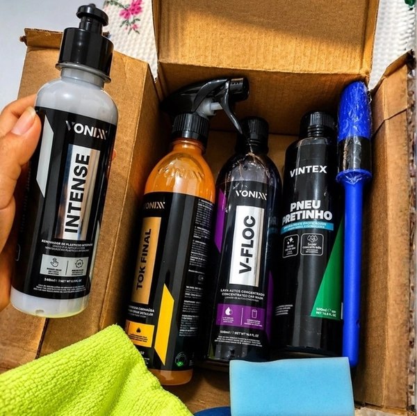 KIT SHAMPOO V-FLOC CERA TOK FINAL REVITALIZADOR INTENSE 240ML VONIXX PRETINHO VINTEX