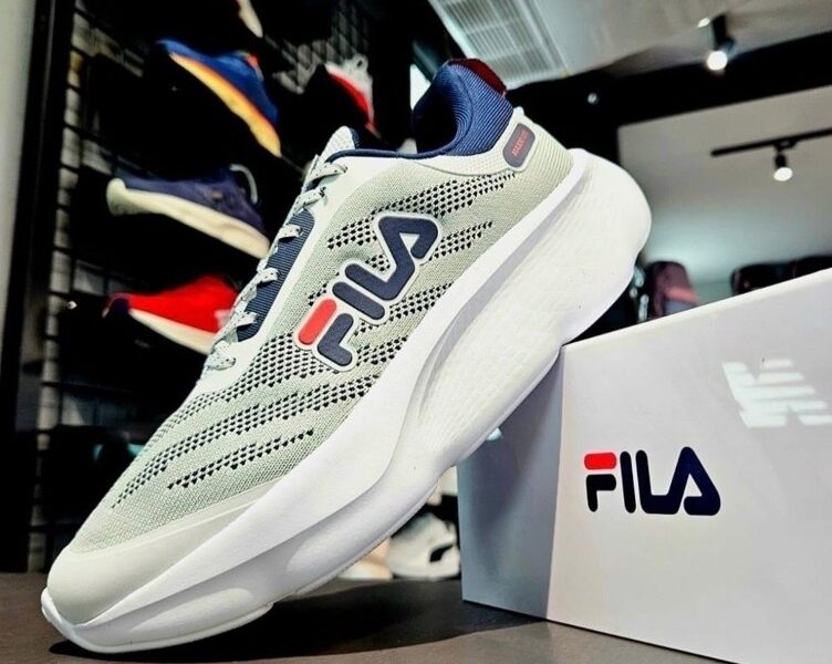 Tênis Fila Maxxi Lite Masculino Leve Confortável Original na Meli por R$ 167,00