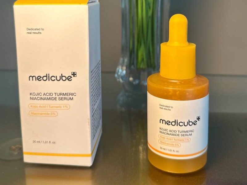 Medicube Kojic Acid Turmeric Niacinamide TRATA MANCHAS 30ml Todo Tipo De Pele melasma