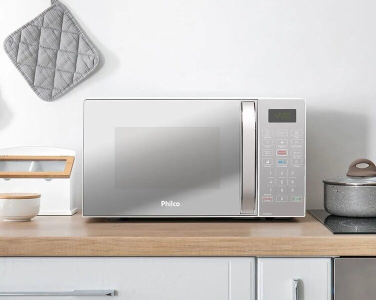 Micro-ondas Philco PMO23EB Limpa Fácil 20 Litros Potência de 1100W Cor Branco