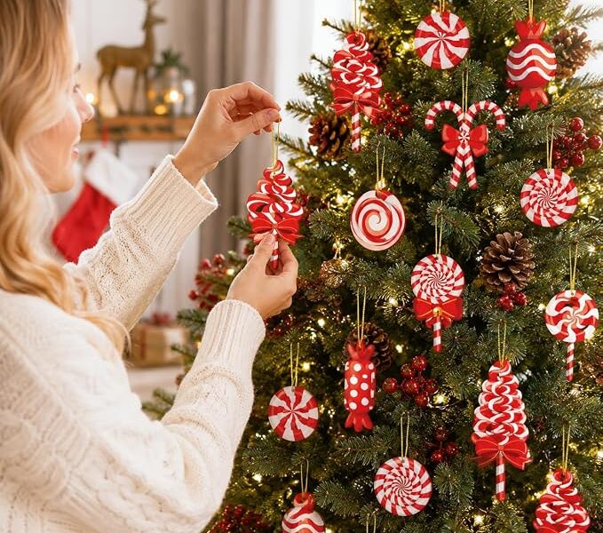 12 peças de decorações de Natal de bengala doce – enfeites de madeira vermelha para pendurar pingentes de pirulito de bengala doce de hortelã-pimenta para árvore de Natal, Ano Novo, decorações de