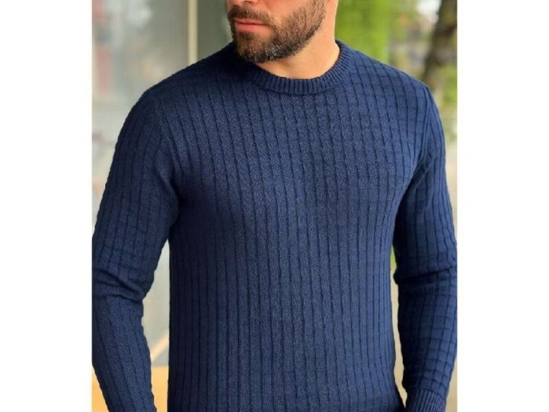 Suéter Masculino de Tricot Básico Liso Gola Redonda