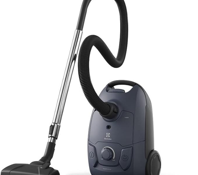 Aspirador de pó com saco 1800W Electrolux Experience com Filtro Hepa (EQP40) 127V