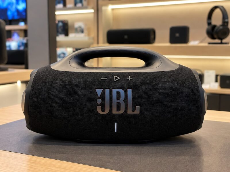 JBL, Caixa de Som, Boombox 4, Bluetooth, Som Pro, AI Sound Boost, Graves Personalizáveis, Bateria de até 34H, IP68, Áudio Lossless Preta