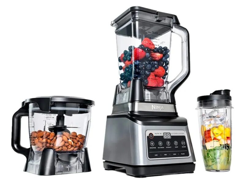 Liquidificador Ninja Kitchen System 3 em 1 Processador e Triturador Jarras de 2,2 Litros e 700ml 1.200W 110V